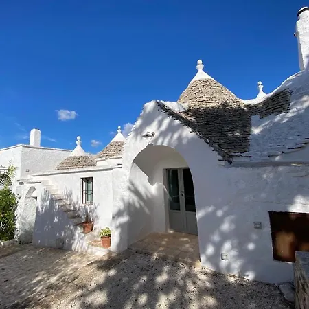 Trulli Vecchi Del Campolungo *