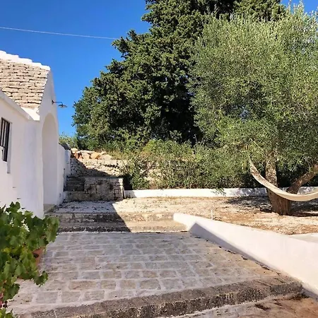 Trulli Vecchi Del Campolungo צ'יסטרנינו